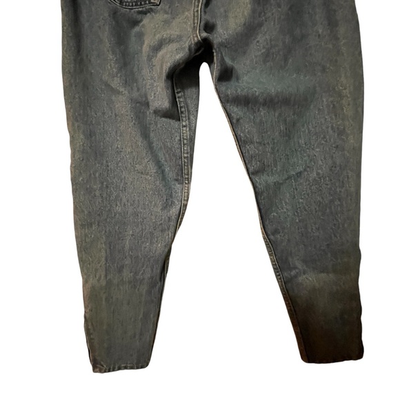 VINTAGE GUESS 90S HIGH RISE MOM JEANS LIGHT BLUE TRIANGLE LOGO ANKLE ZIPPERS - Picture 7 of 13